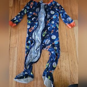Carter's 12 month footies